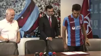 Trabzonspor, İranlı Milli Futbolcu Vahid Amiri ile Sözleşme İmzaladı
