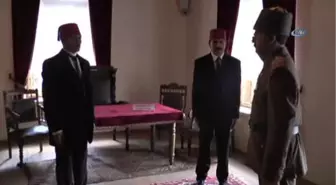 Emrinizdeyiz Paşam' Sahnesi Silikon Heykellerle Anlatıldı