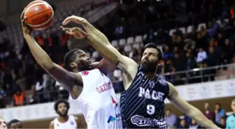 Gaziantep Basketbol'da Carter ile Devam Kararı