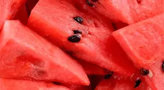 Karpuz Tüketirken Dikkat Edilmesi Gerekenler