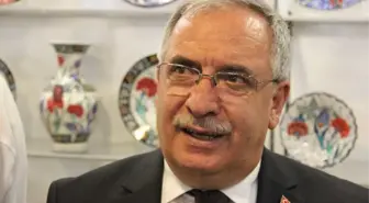 Vali, Basın Mensuplarının Bayramını Kutladı