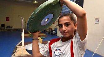 Merve'nin Halterde Olimpiyat Hayali