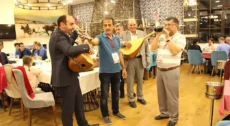 Gala Yemeğine Aşıkların Atışması Damgasını Vurdu