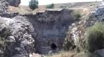 2 Bin Yıllık Geçmişe Sahip Antik Örükaya Barajında Kurtarma Kazıları Başladı