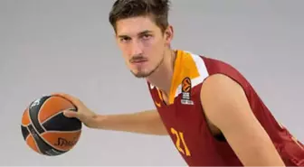 Anadolu Efes, Tibor Pleiss'ı Kadrosuna Kattı