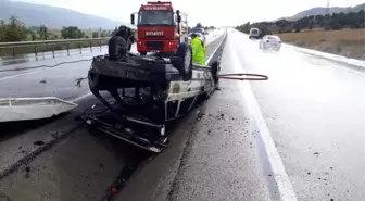 Yanan Otomobilden Çıkarılan Yaşlı Adam Hayatını Kaybetti