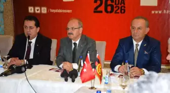 Hayata Bir 'Es' Vermek İçin Toplandılar