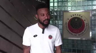 Stephane Sessegnon Gençlerbirliği'nde Kaldı