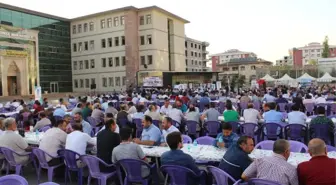 İmam Hatip Lisesi Mezunları ve Mensupları 'Pilav Günü'nde Bir Araya Geldi