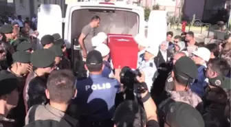 Şehit Özel Harekat Polisi Yılmaz, Son Yolculuğuna Uğurlandı