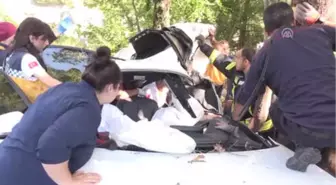 Sağlık Personeli Kazada Yaralandı