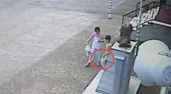 Siirtli Mevsimlik Tarım İşçisi Çocuklar, Türk Bayrağını Defalarca Öptüler