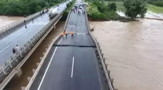 Cumhurbaşkanı Ordu'daki Sel Hakkında Başkan Yılmaz'dan Bilgi Aldı