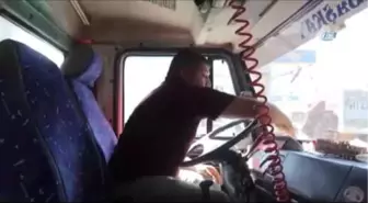 'Dolarlarınızı Bozdurun' Çağrısına Aracını Devlete Bağışlayarak Destek Verdi