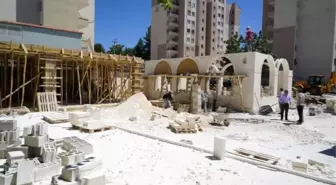 Hacı Abuzer Baba Türbesini Yenileniyor