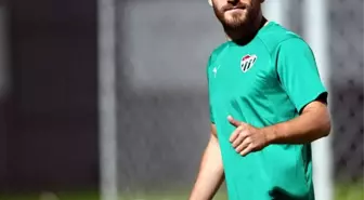 Tunay Torun, Bursaspor'daki İlk Antrenmanına Çıktı