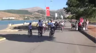 Van Gölü Çevresinde Bisiklet Turu