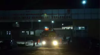 Kandıra Cezaevinde Mahkumlar Gardiyanı Rehin Aldı