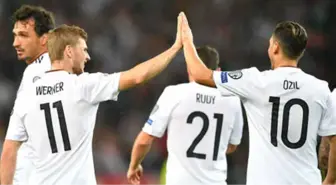 Alman Milli Takım Oyuncusu Timo Werner, Mesut Özil'e Geri Dön Çağrısında Bulundu