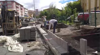 Ardahan'da Yol ve Kaldırım Çalışmaları Hızla Devam Ediyor