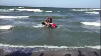 Denize Giren Kişi Dalgalara Kapıldı - Sakarya