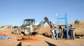 Bahşili'de Yapımı Süren Çocuk Parkları