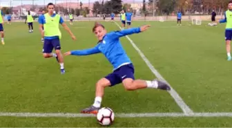 Erzurumspor Teknik Direktörü Altıparmak: 'Beşiktaş Maçını Kazanmak İçin Oynayacağız'