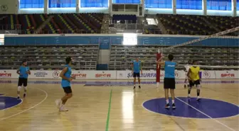 Haliliye Voleybol Takımı Yeni Sezona Sıkı Hazırlanıyor