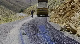 Uluköy Mahallesi'nde 15 Km'lik Yol Asfaltlanıyor