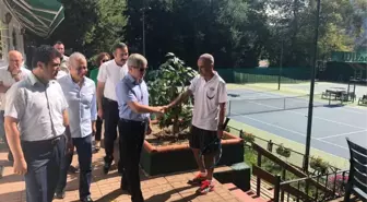 Vali Çınar, Tenis Kortunda İncelemelerde Bulundu