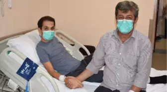Yunanistan'dan Gelen Soydaş Gence, Edirne'de Babasının Böbreği Nakledildi