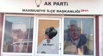 Eskişehir AK Parti Mahmudiye İlçe Başkanlığı Binasına Taşlı Saldırı