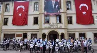 Taşköprü'de Bisikletle Şehir Turu Yapıldı