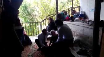 80 Yaşındaki Dede, Kurban Kesmeye Çağırmadığı İçin Torununu Öldürdü