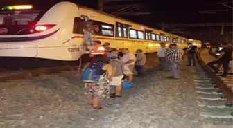 Tren Raydan Çıktı, Faciadan Dönüldü