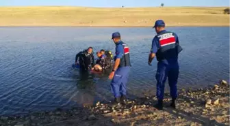 Serinlemek İçin Girdiği Baraj Gölünde Boğuldu