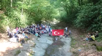 Kayalıdere Şelaleleri Ziyaretçi Akınına Uğruyor