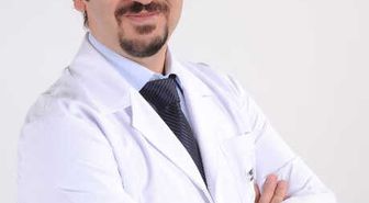 Op. Dr. Ulaş Çınar: Bölgesel Aşırı Terleme Kaderiniz Olmasın