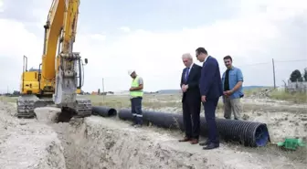 Başkan Saraçoğlu, Kanalizasyon Çalışmalarını Yerinde İnceledi