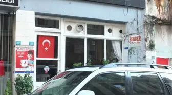 Berber Dükkanının Tavan Kaplaması Çöktü: 3 Yaralı