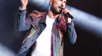 Megastar Tarkan, 45 Yıllık Hayatını Beyazperdeye Aktarmak İçin Kolları Sıvadı