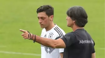 Löw'den Mesut Özil Açıklaması