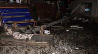 Lüks Cip Zeytinci Dükkanına Daldı: 2 Ölü