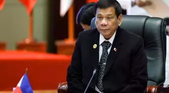 Filipinler Devlet Başkanı Rodrigo Duterte: Güzel Kadınlar Oldukça Tecavüz de Olacaktır