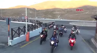 Kayseri Erciyes Moto Fest'te Akrobasi Rüzgarı Hd
