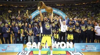 Fenerbahçe Basketbol Takımı Sezonu Açıyor