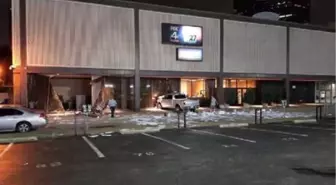 ABD'de Fox4 Binasına Çarpan Kişi Şikayetçi Oldu