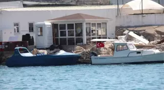 Bodrum'da Göçmen Teknesi Battı