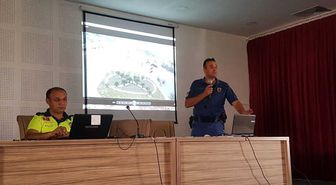 Develi'de Öğretmelere Yönelik Trafik Eğitim Semineri Başladı