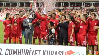 Cumhuriyet Kupası Demir Grup Sivasspor'un